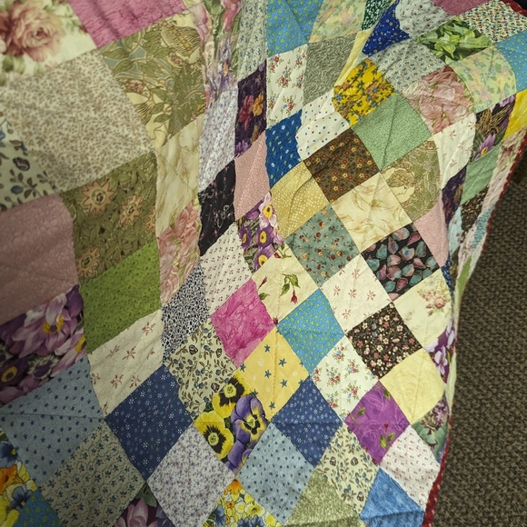 Handmade patchwork quilt - Picture 5 of 7